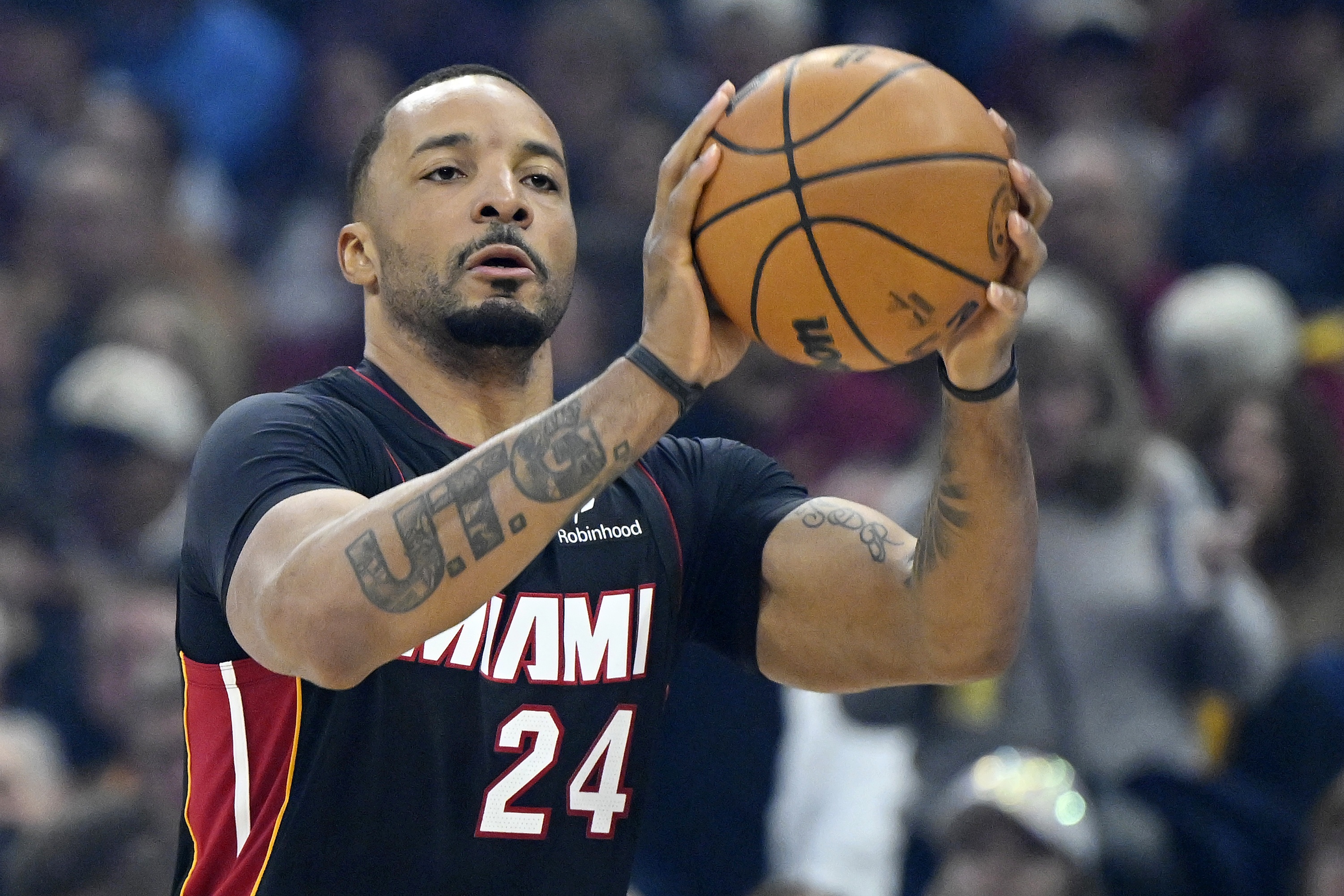 世界杯移动端观看平台-热火客战奇才 鲍威尔&amp;希罗&amp;约维奇缺阵 维金斯可以出战