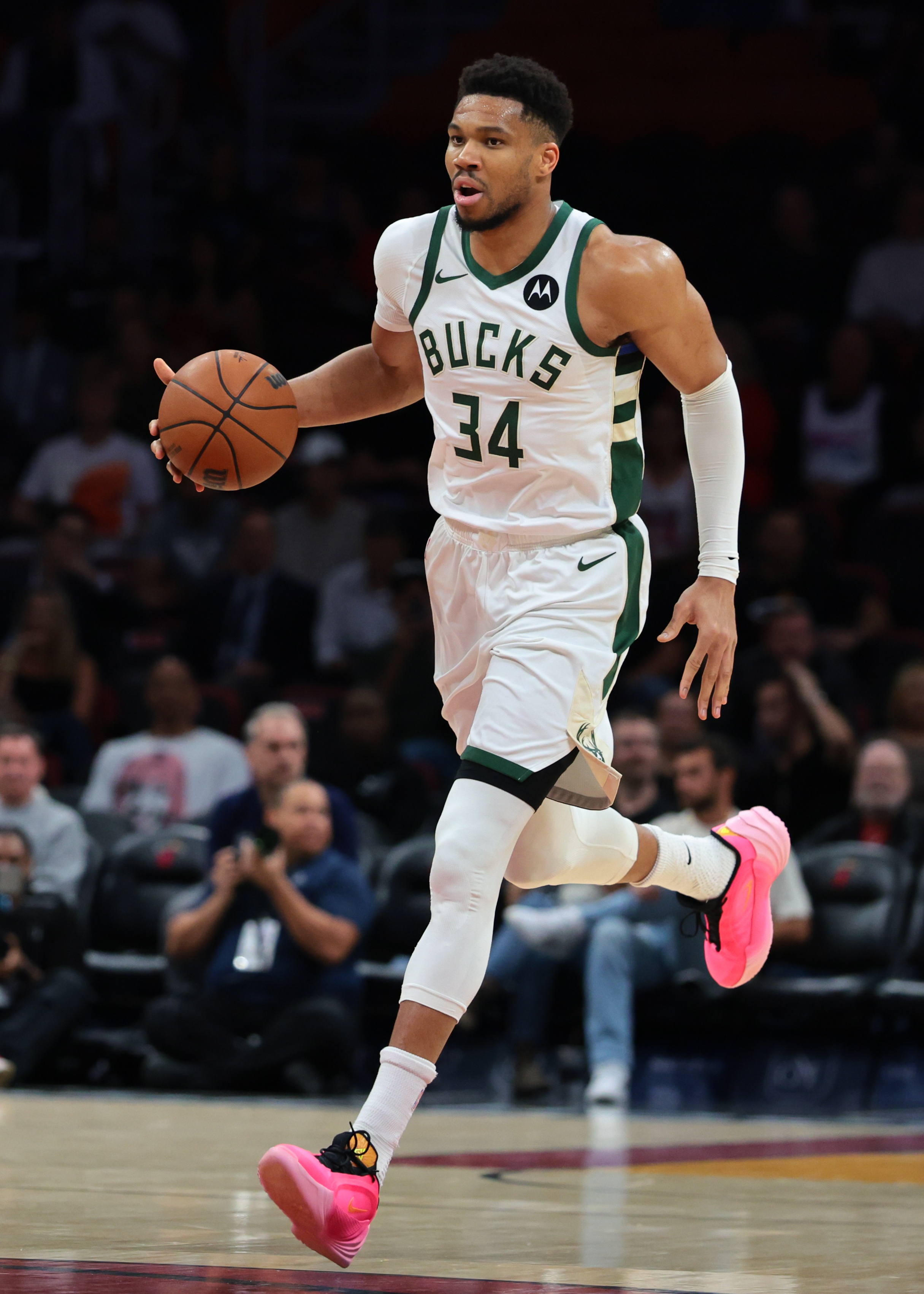 世界杯赛事app下载-里弗斯：字母想兄弟同台但他没完全康复 我夹在中间进退两难